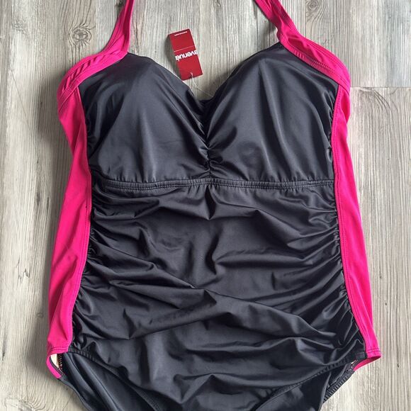 NWT The Avenue One Piece Swimsuit Black And Pink With Halter Top Size 22 - Picture 2 of 9